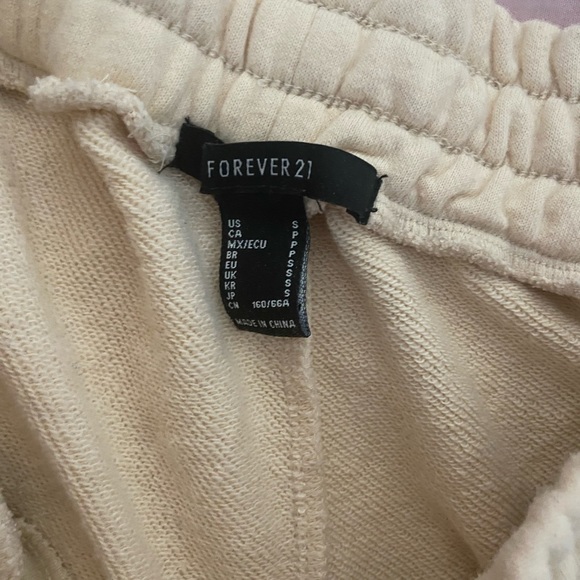 FOREVER 21 Matching Set - Picture 2 of 3